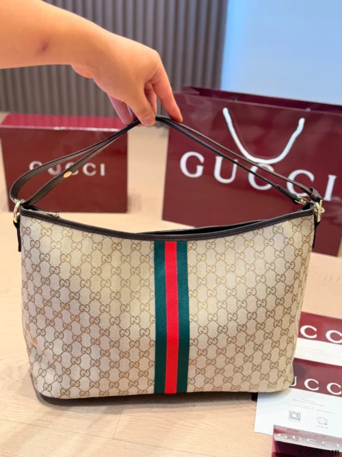 Gucci GG Supreme Brown Monogram Leather Card Holder Style 0136