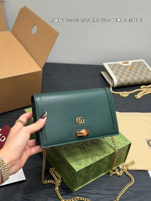 Gucci Bamboo Chain Wallet Style 0199