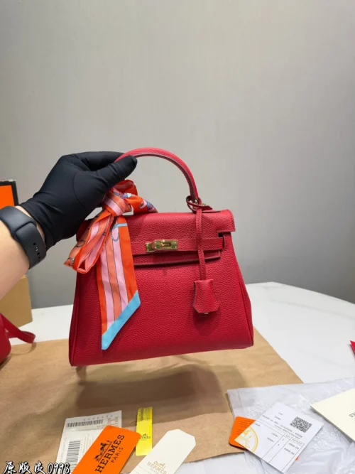 Hermes Kelly Leather Bag