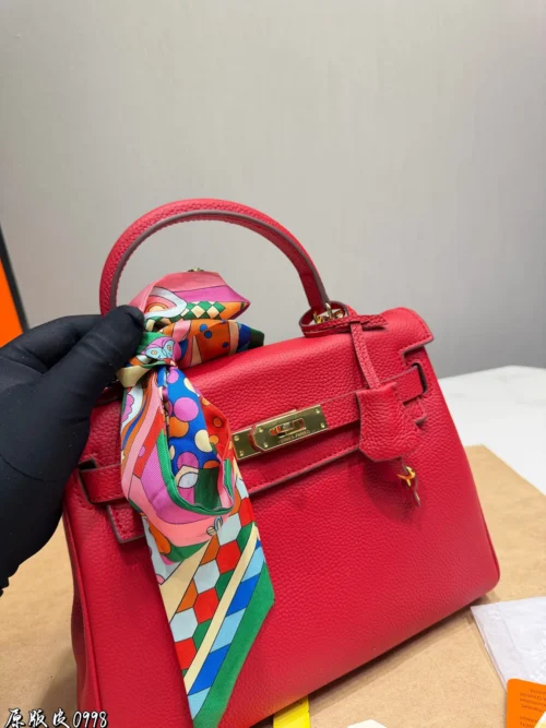 Hermes Kelly Leather Bag