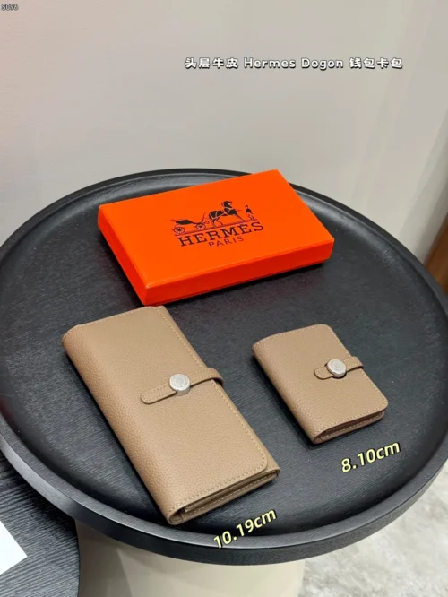 Hermes Leather Wallet Style 0021