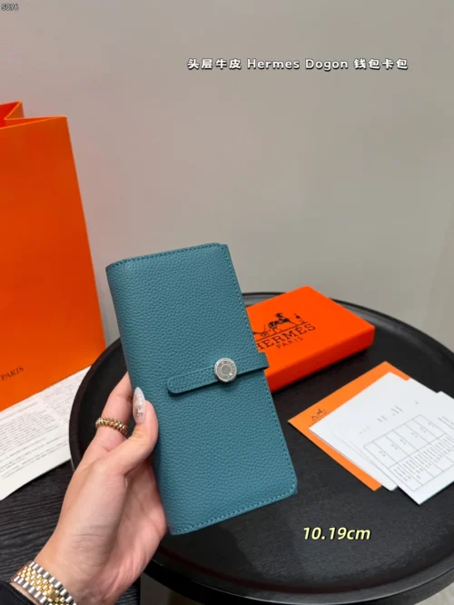 Hermes Leather Wallet Style 0021