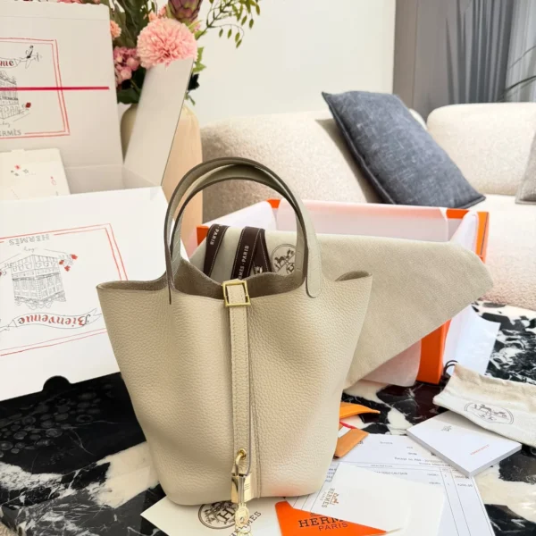HERMES0082-01 Hermes Picotin Calfskin Bag Style 0082