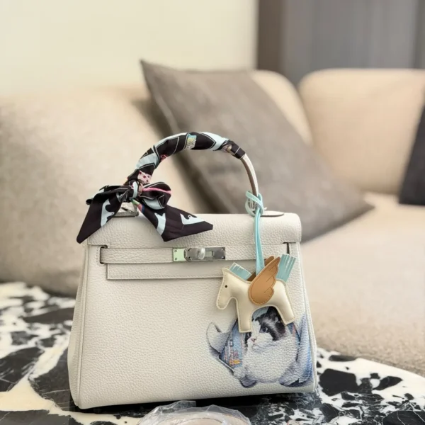 Hermes Kelly Silver Leather Handbag