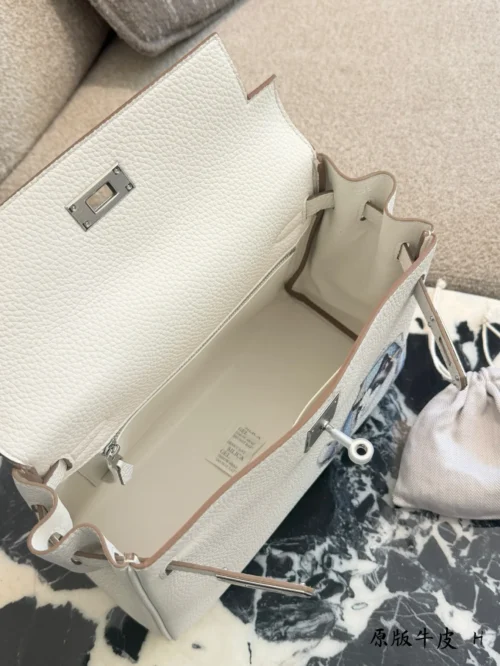 Hermes Kelly Silver Leather Handbag