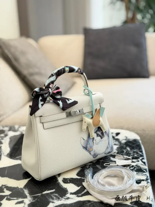 Hermes Kelly Silver Leather Handbag