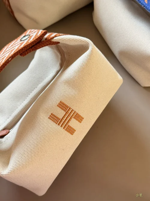Hermes Canvas Bag Style 0126