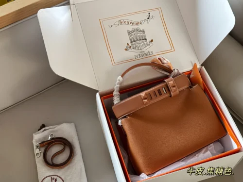 Hermes Leather Bag Style 0136