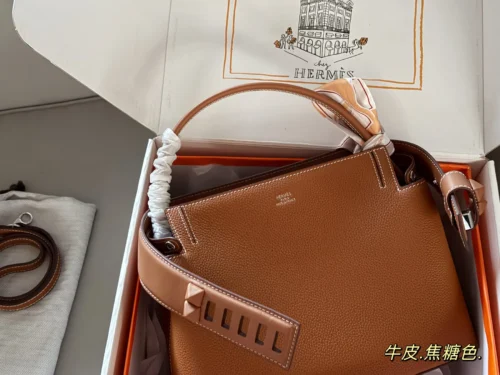Hermes Leather Bag Style 0136