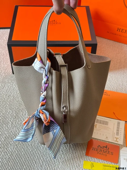 Hermes Picotin Leather Bag Style 0146