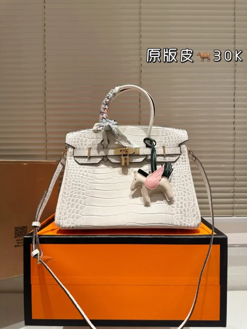 Hermes Birkin Leather Bag Style 0150