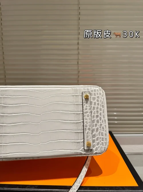 Hermes Birkin Leather Bag Style 0150