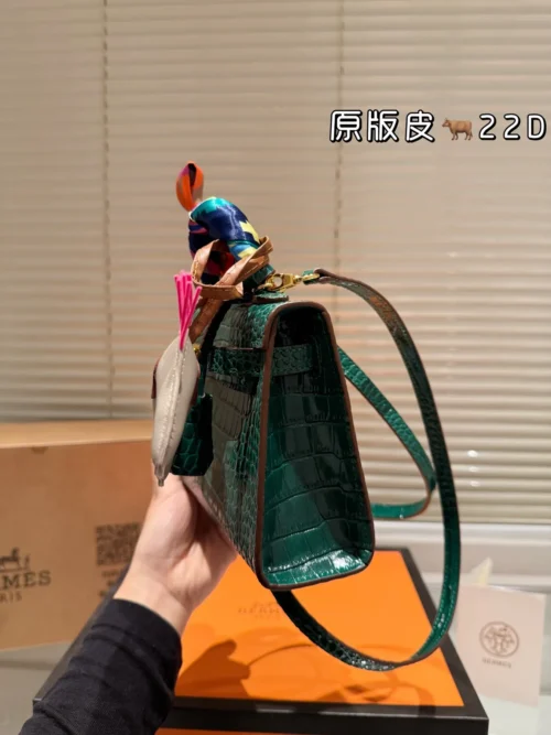 Hermes Kelly Croc-Embossed Leather Bag Style 0154