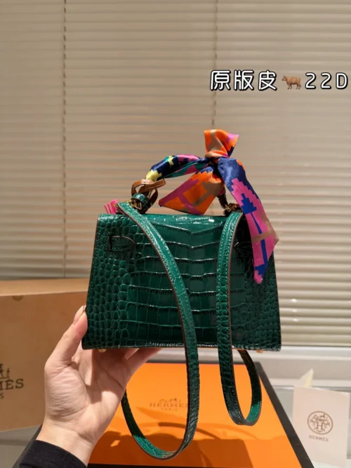 Hermes Kelly Croc-Embossed Leather Bag Style 0154