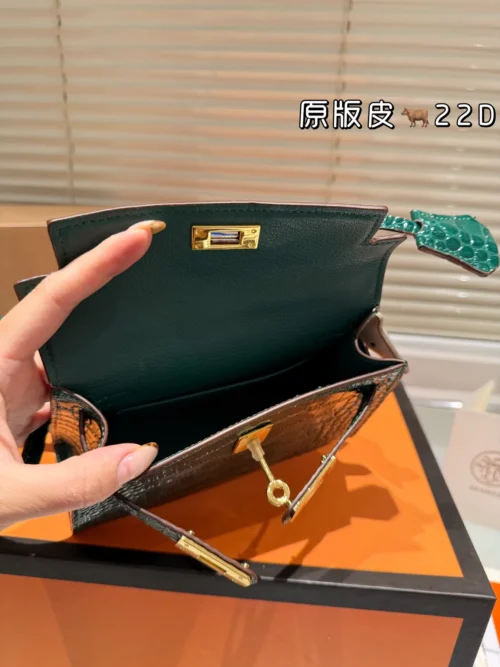 Hermes Kelly Croc-Embossed Leather Bag Style 0154