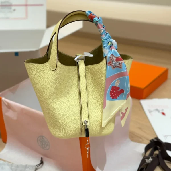 HERMES0213-01 Hermes Picotin Bag Style 0213
