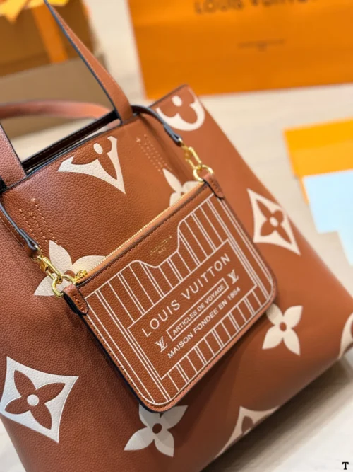 Louis Vuitton White Leather Top Handle Bag