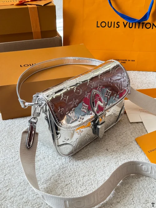 Louis Vuitton Diane Baguette Bag Style 0044