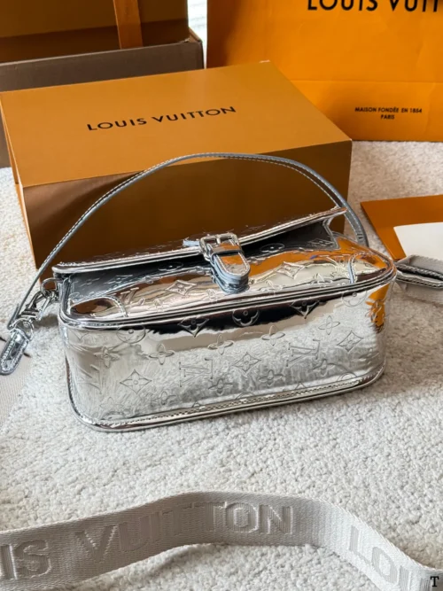 Louis Vuitton Diane Baguette Bag Style 0044