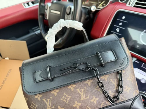 Louis Vuitton Messenger Bag Style 0067