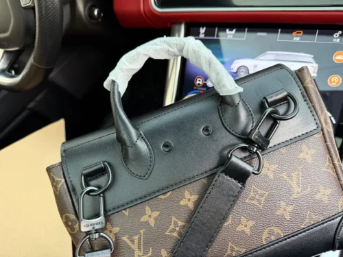 Louis Vuitton Messenger Bag Style 0067