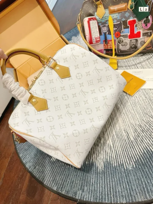 Louis Vuitton Keepall Monogram Travel Bag Style 0077