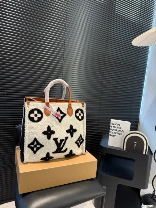 Louis Vuitton OnTheGo Backpack Style 0078