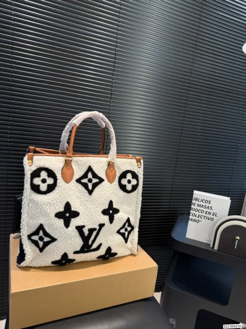 Louis Vuitton OnTheGo Backpack Style 0078