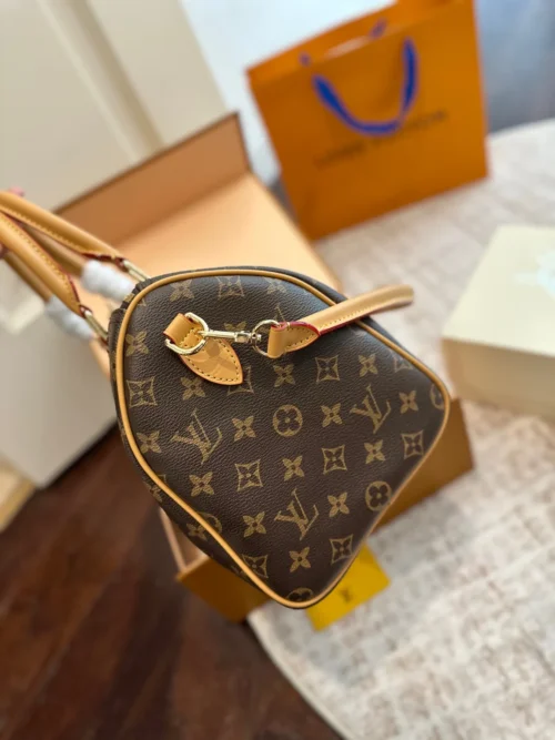 Louis Vuitton Keepall Monogram Travel Bag Style 0083
