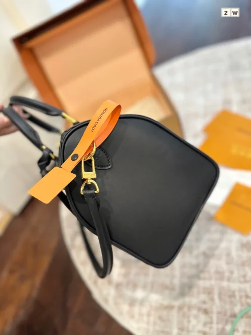 Louis Vuitton Keepall Monogram Travel Bag Style 0093