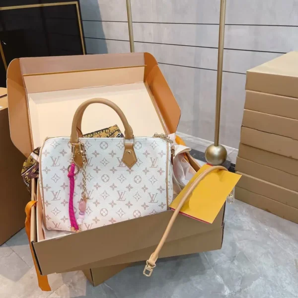LV0095-01 Louis Vuitton Keepall Monogram Travel Bag Style 0095