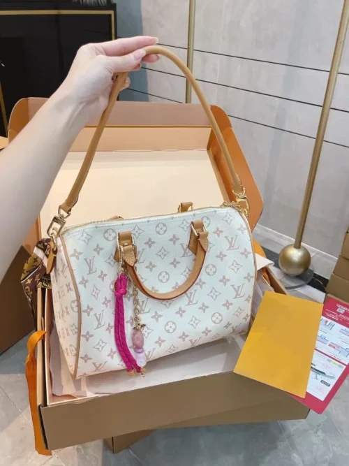 Louis Vuitton Keepall Monogram Travel Bag Style 0095