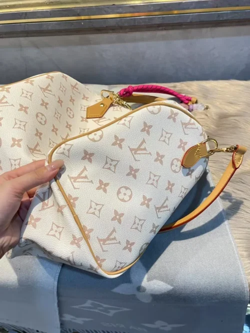 Louis Vuitton Keepall Monogram Travel Bag Style 0095