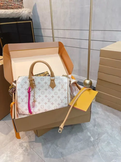 Louis Vuitton Keepall Monogram Travel Bag Style 0096