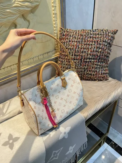 Louis Vuitton Keepall Monogram Travel Bag Style 0096