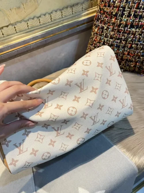 Louis Vuitton Keepall Monogram Travel Bag Style 0096