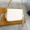 Louis Vuitton Diane Baguette Bag Style 0121