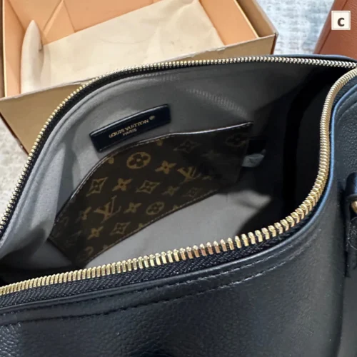 Louis Vuitton Keepall Monogram Travel Bag Style 0142