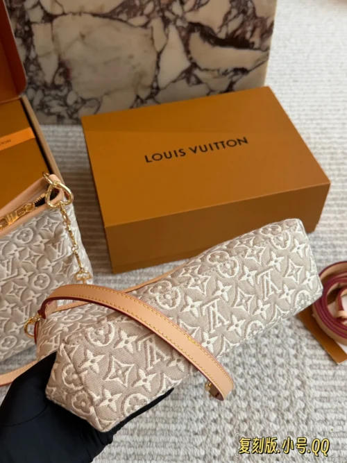 Louis Vuitton CarryAll Bag Style 0178