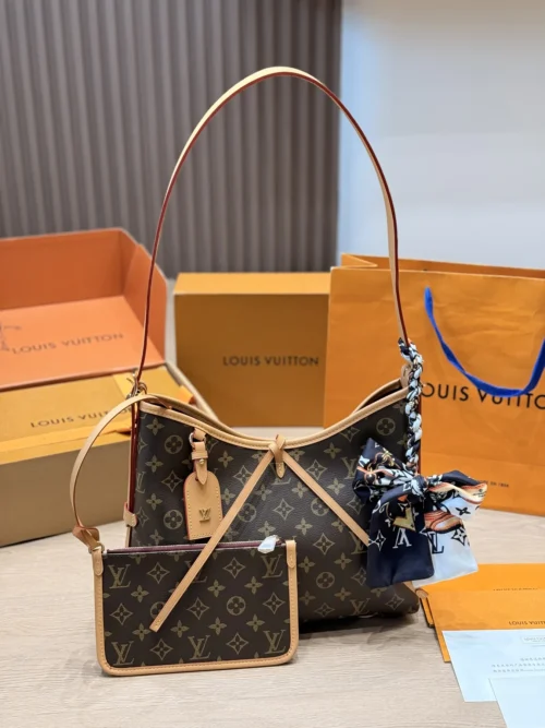 Louis Vuitton CarryAll Leather Bag Style 0200