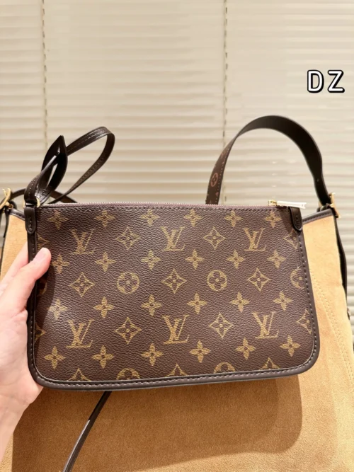 Louis Vuitton CarryAll Suede Crossbody Bag Style 0206