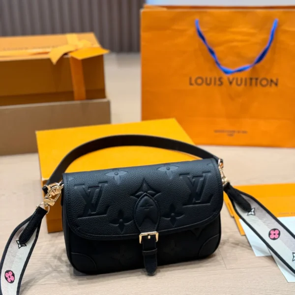 LV0246-01 Louis Vuitton Diane Baguette Bag Style 0246