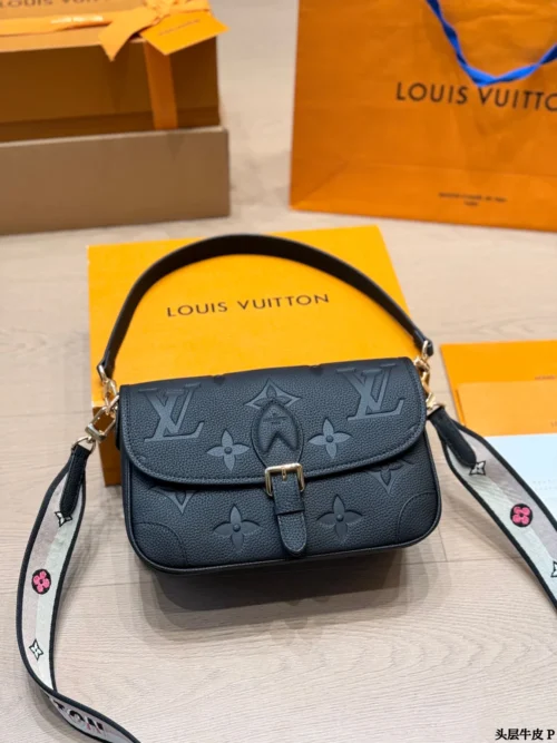 Louis Vuitton Diane Baguette Bag Style 0246