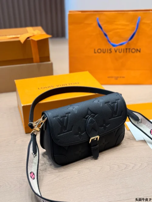 Louis Vuitton Diane Baguette Bag Style 0246