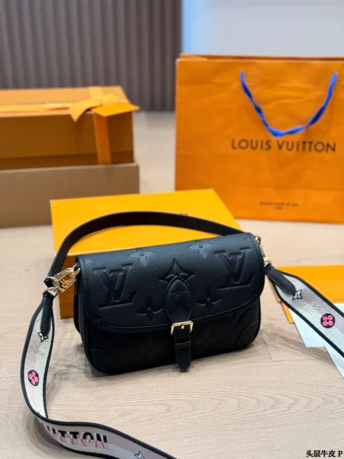 Louis Vuitton Diane Baguette Bag Style 0246