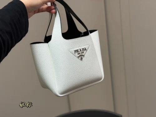 Prada Leather Tote Bag Style 0015