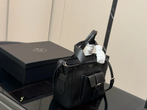 Prada Shoulder Bag Style 0035