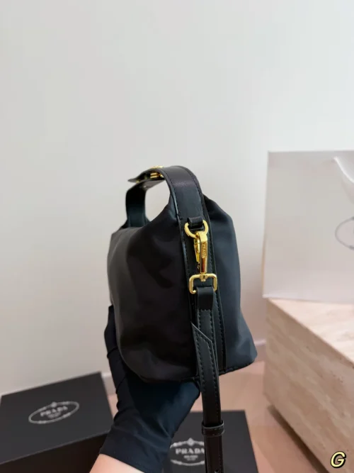 Prada Bag Style 0070