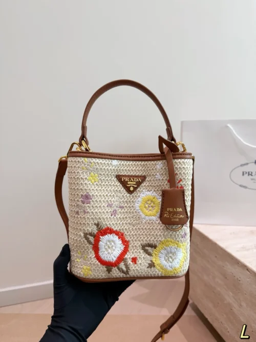 Prada Raffia Bag Style 0118