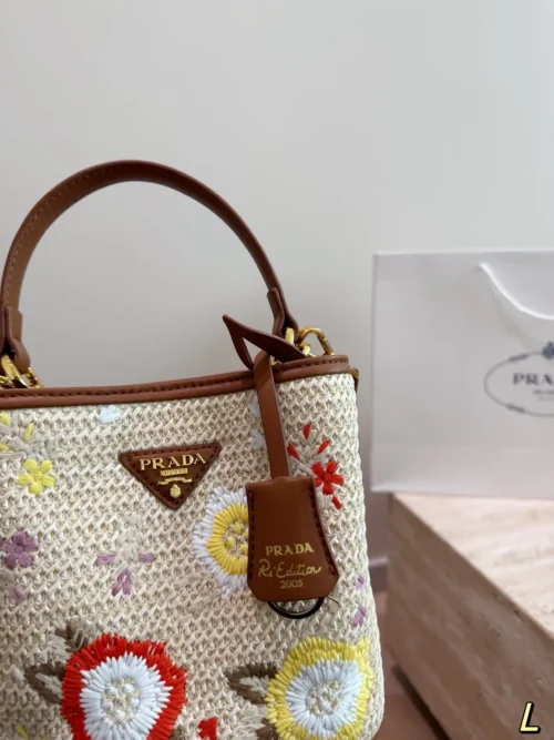 Prada Raffia Bag Style 0118
